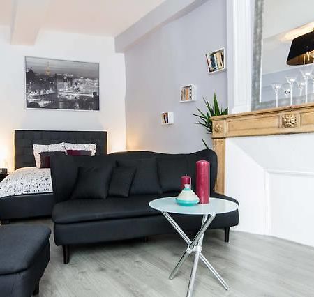 La Petite Bourgogne Apartman Dijon Szoba fotó